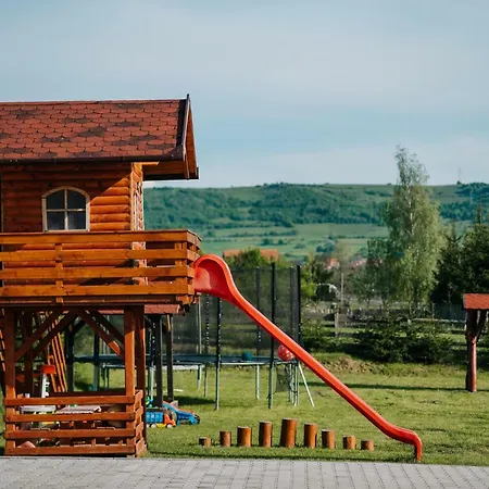 Oda ve Kahvaltı Pensiunea Biz Panzio Corund (Harghita)